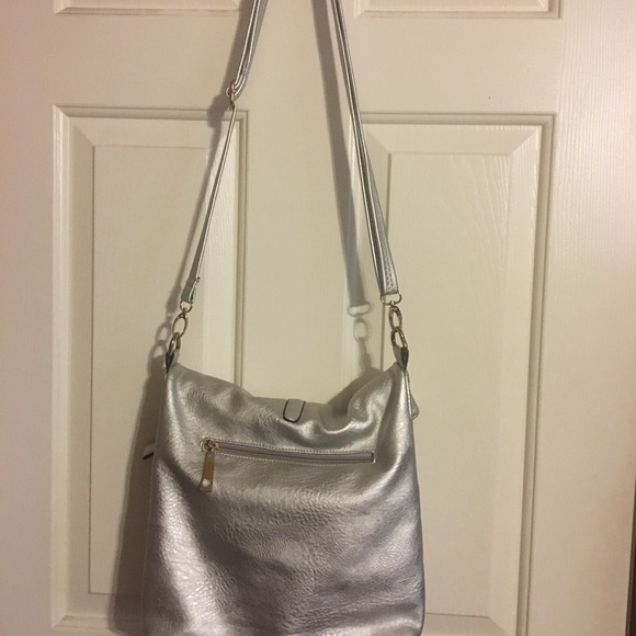 Purse - Picture 2 of 3